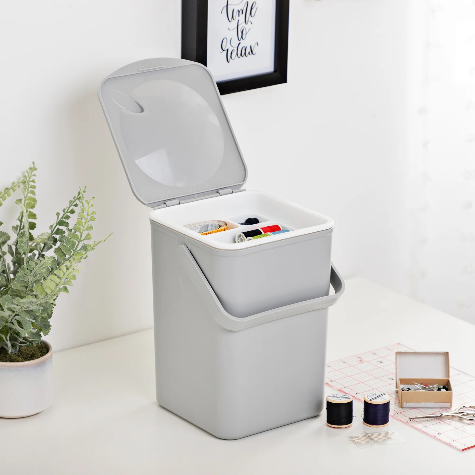 Minky 6L Caddy with Tray - Image 2