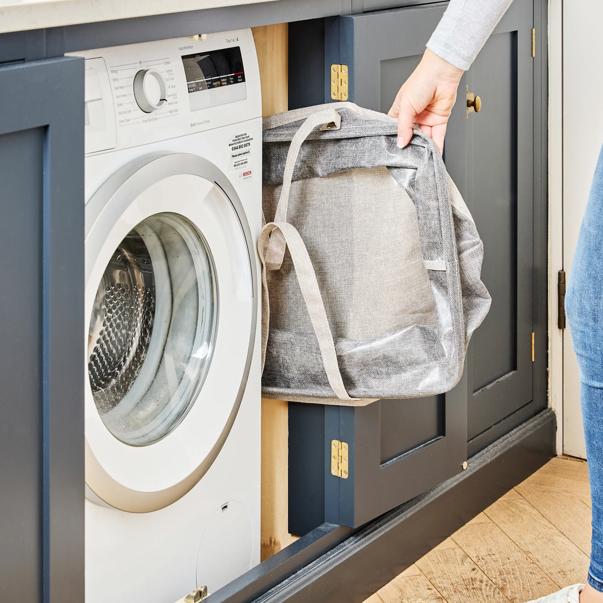 Minky Collapsible Fabric Water-Resistant Laundry Bag - Image 5