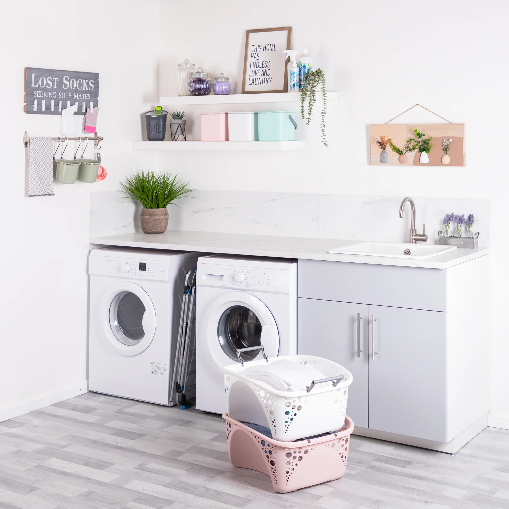 Minky Laundry Basket - 40L Washing Basket with Folding Handles - Image 10