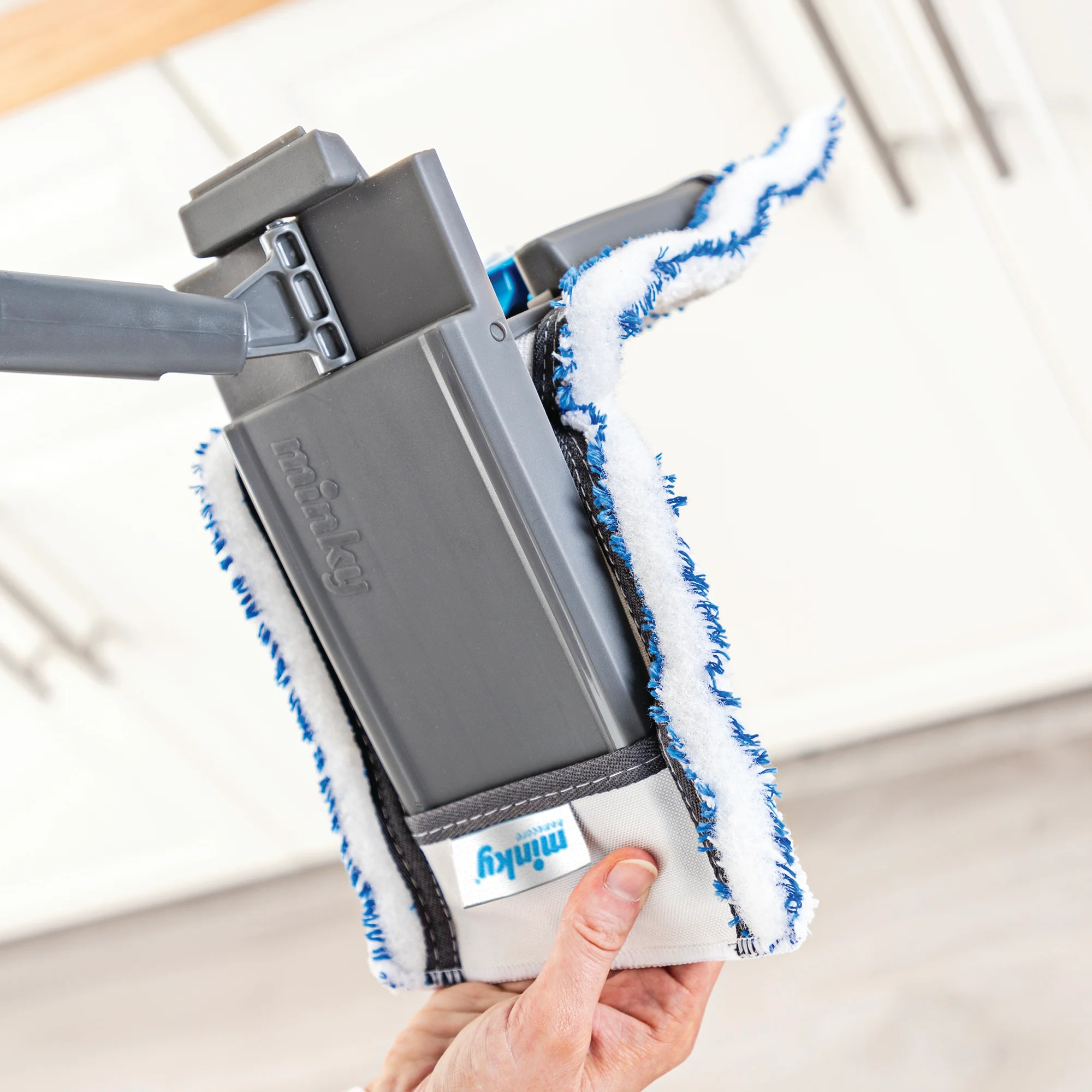 Minky Microfibre Mop Pad Refill - Image 3