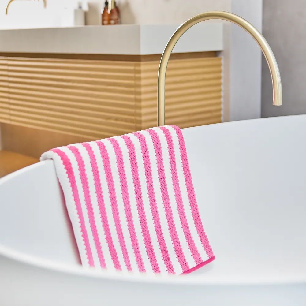 Minky Soak Up & Unwind Pamper Box - Image 5