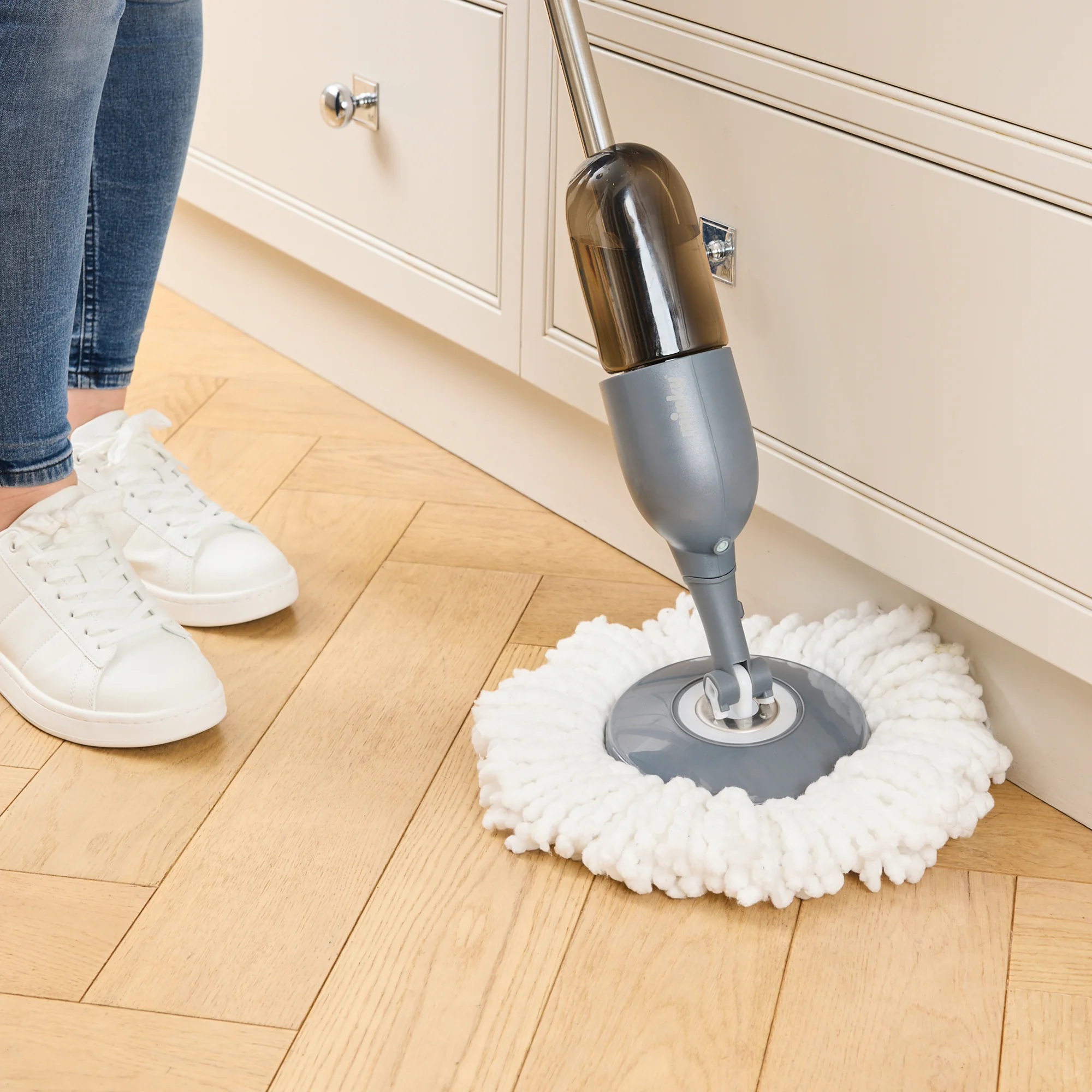 Minky Spritz 'n' Go Mop Refill - Image 7