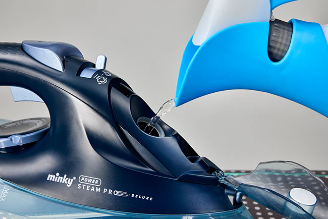 Minky Steam Pro Steam Iron - Image 4
