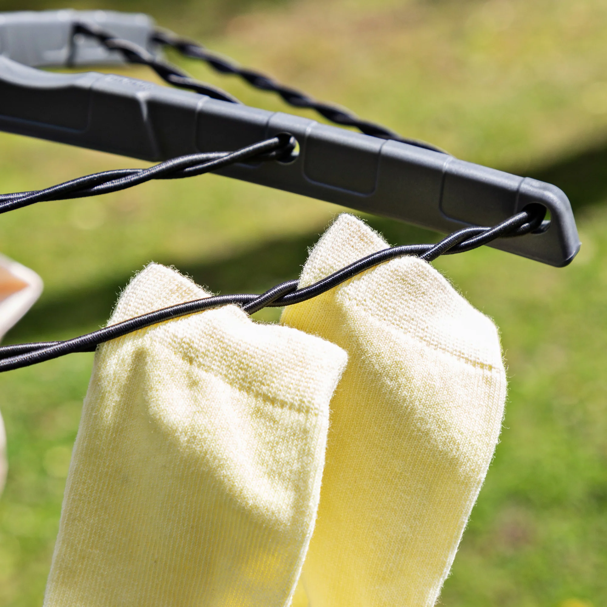 Minky sureGRIP® Folding Dryer - Image 5